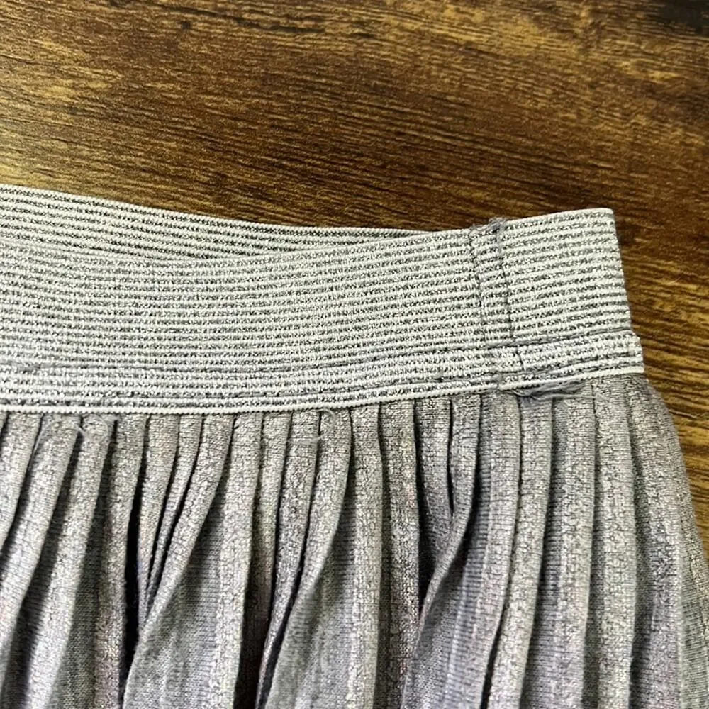 5 for $20 Justice Heathered Gray Shimmer Stripe Pleated A-Line Skirt